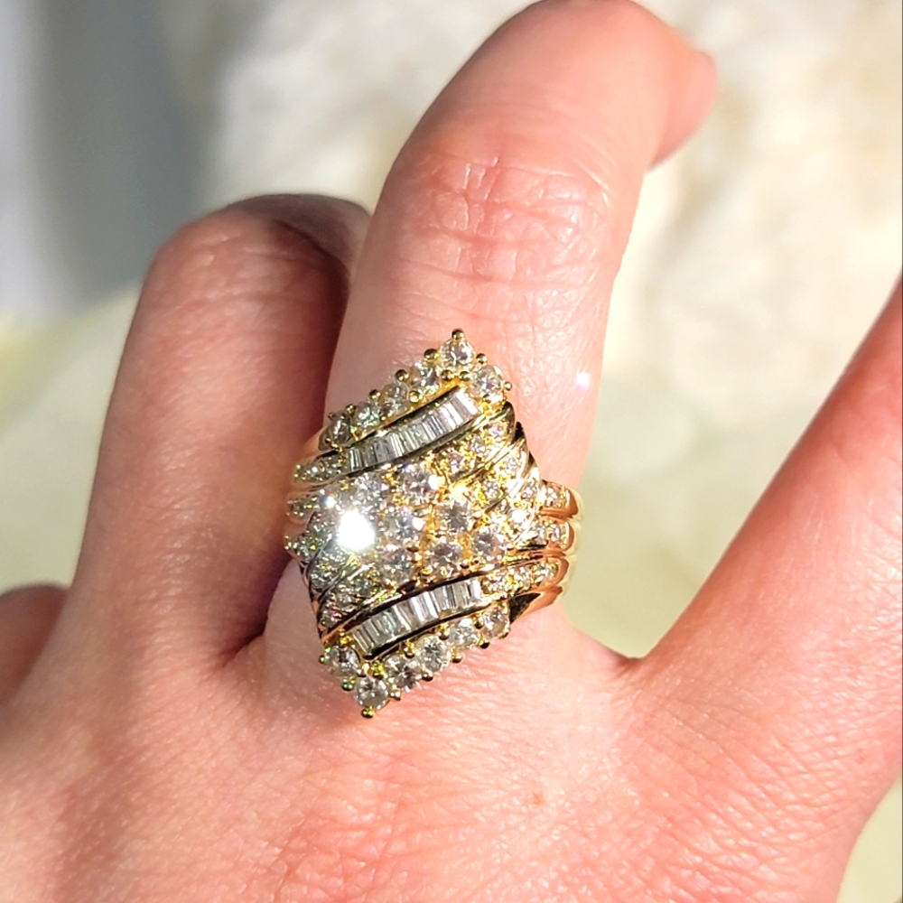 18 k yellow gold diamond ring.